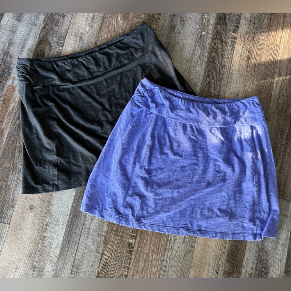 Set of 2 Columbia Black and Purple Skirts